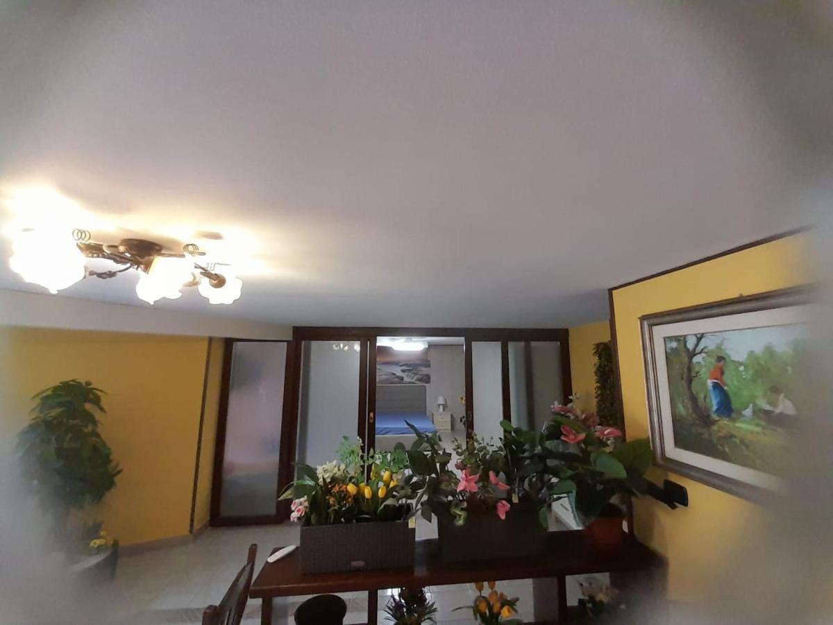 B&B Caravaggio San Donaci Екстер'єр фото