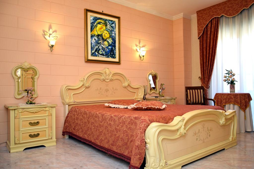 B&B Caravaggio San Donaci Екстер'єр фото